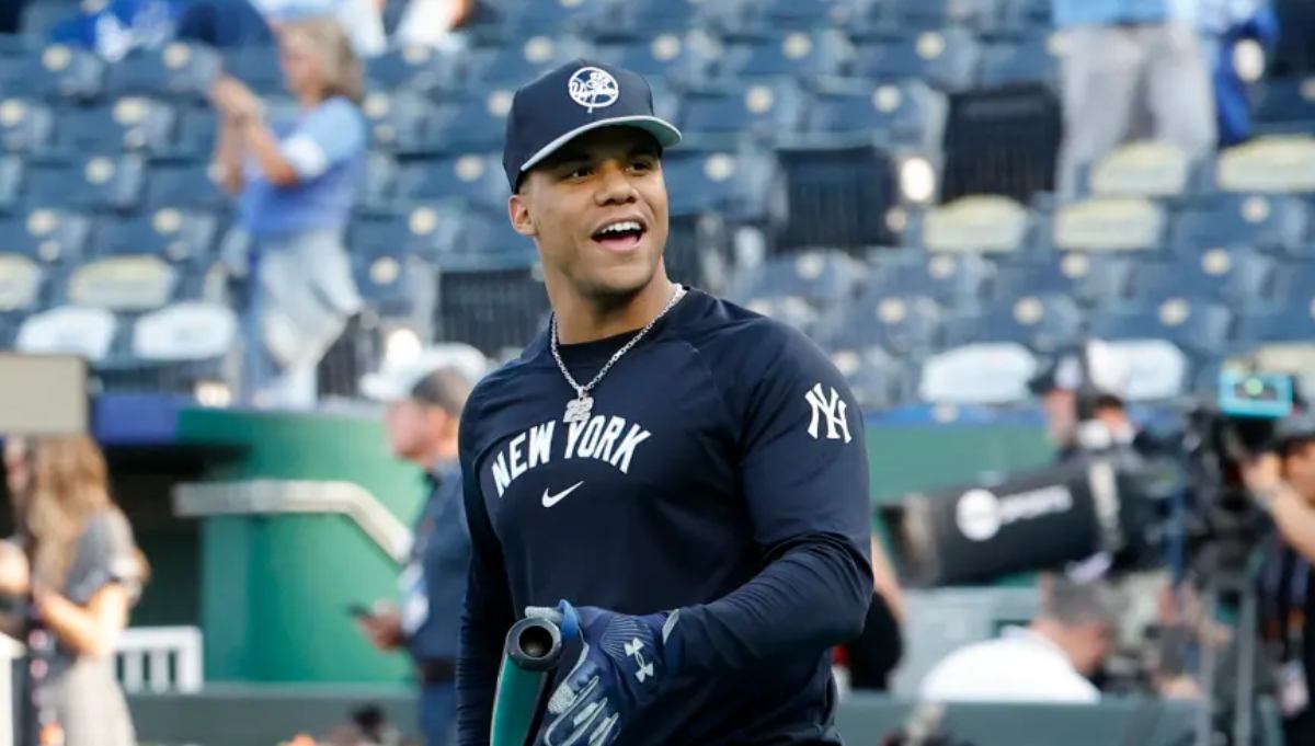 Juan Soto during bat training hours before ALCS Game 1 between the Yankees and Guardians on October 14, 2024. Along with Anthony Volpe and Alex Verdugo, Soto was named a finalist for the 2024 Gold Glove awards