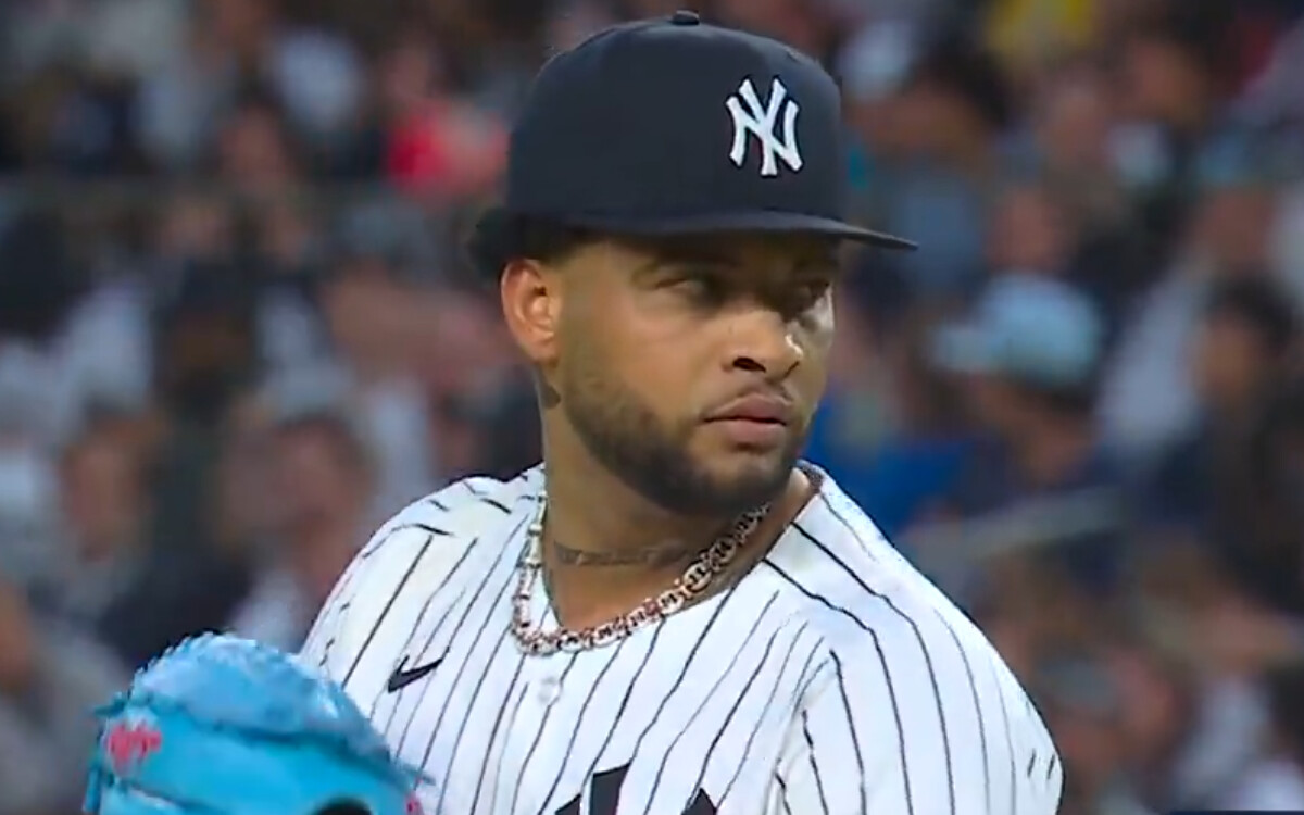 luis-gil-new-york-yankees