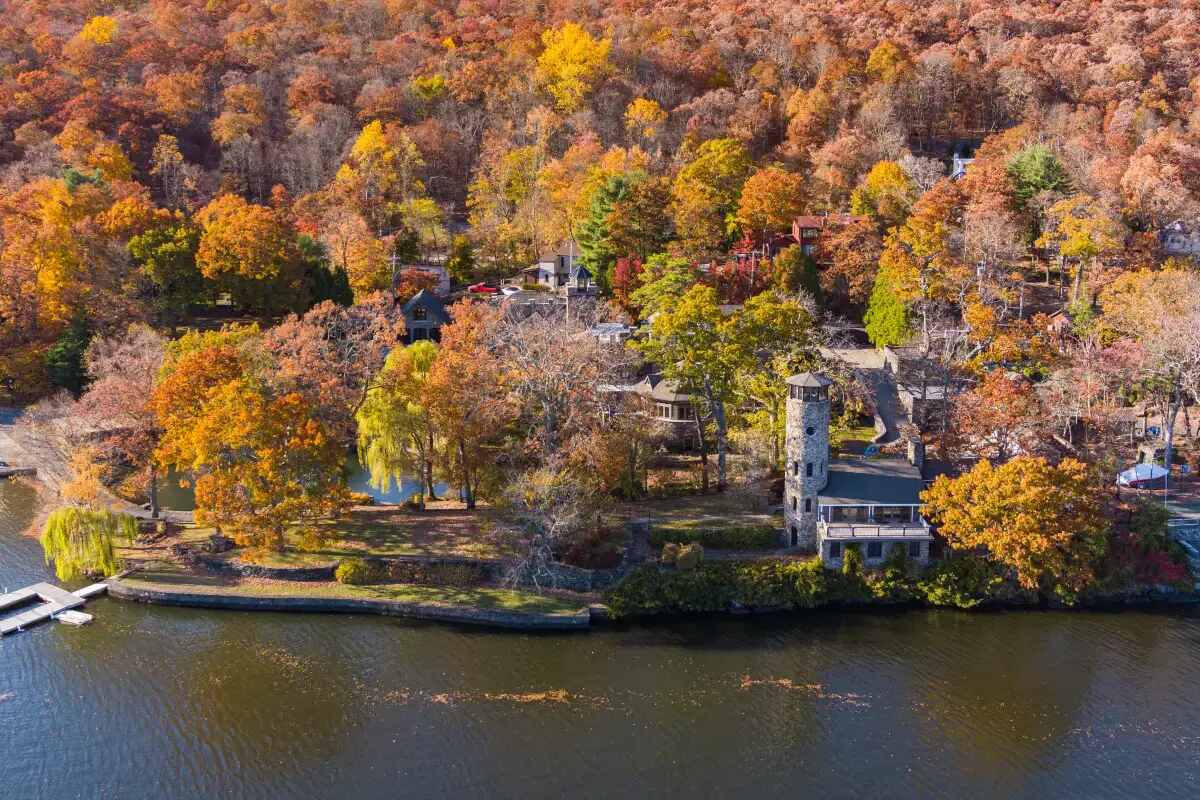 An aerial view of the property in the fall, a popular time for Greenwood Lake.