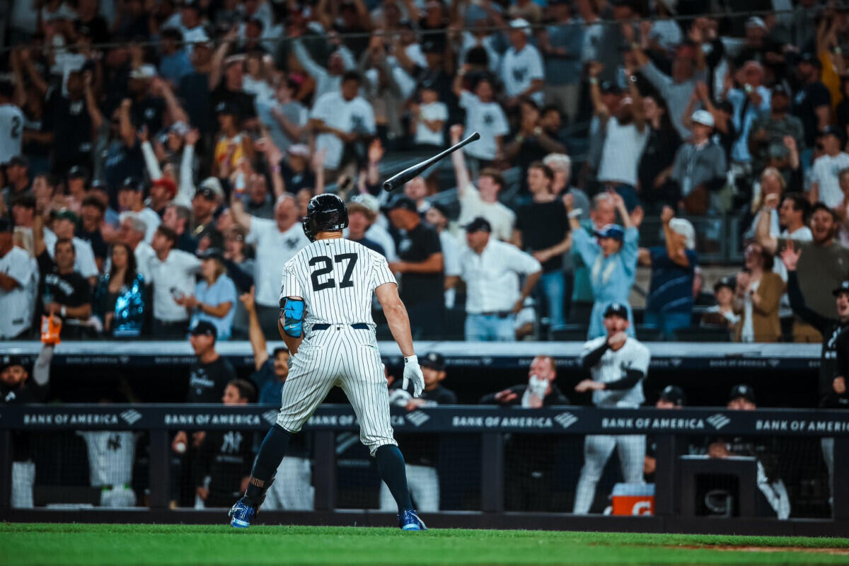 The Yankees bench erupts as Giancarlo Stanton hit a home run against the Orioles in New York on Sept 27, 2025.