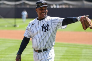 YES hires Yankees legend with six rings for full-time booth role