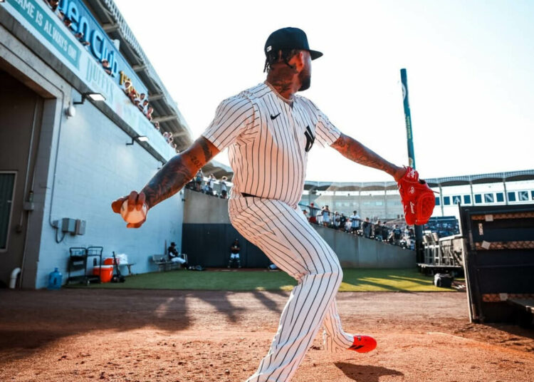 luis-gil-new-york-yankees