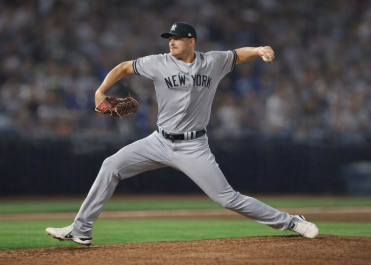 Yankees relief pitcher Brent Headrick in action in March 2026.