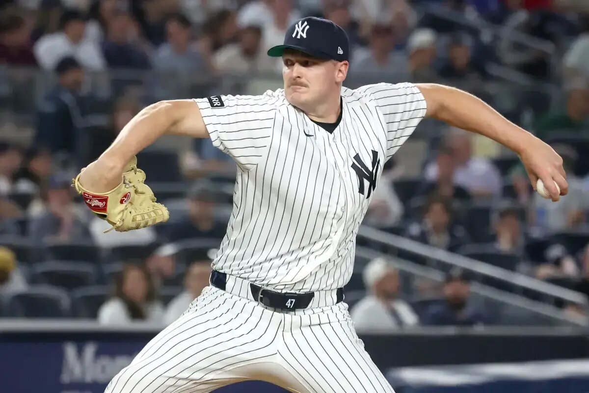 Brent Headrick throws a pitch during the eighth inning of the Yankees’ 5-4 comeback win over the the Angels on April 15, 2026 at the Stadium