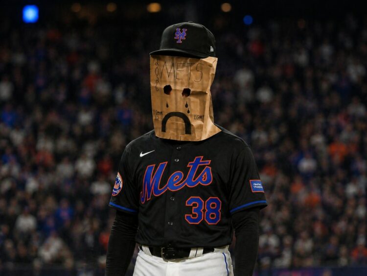 The New York Mets fans are pissed off over Devin Williams start in 2026.