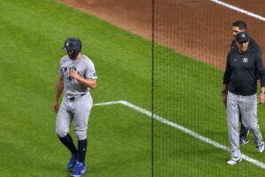 Los Yankees se enfrentan a la primera lesión de la temporada después de que Stanton cojee en el sexto partido