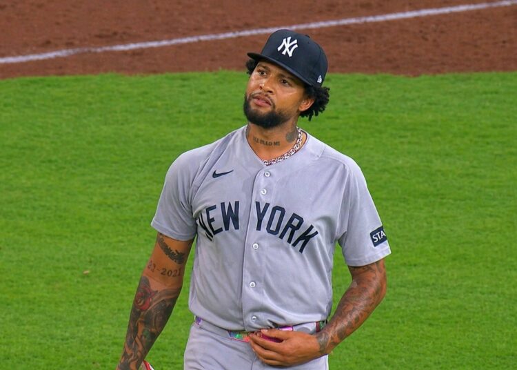 Luis Gil faltered with 6 earned runs in 4 innings in the Yankees' 7-4 loss to the Astros in Houston, Apr. 26, 2026.