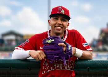 Oswald Peraza had a 3 for 3 night in the Angels 7-1 win over his former team the Yankees in New York, Apr. 14, 2026.