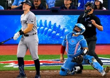 Ben Rice hits the go-ahead home run in ninth in the Yankees' 8-3 win over the Blue Jays in Toronto, June 14, 2026.