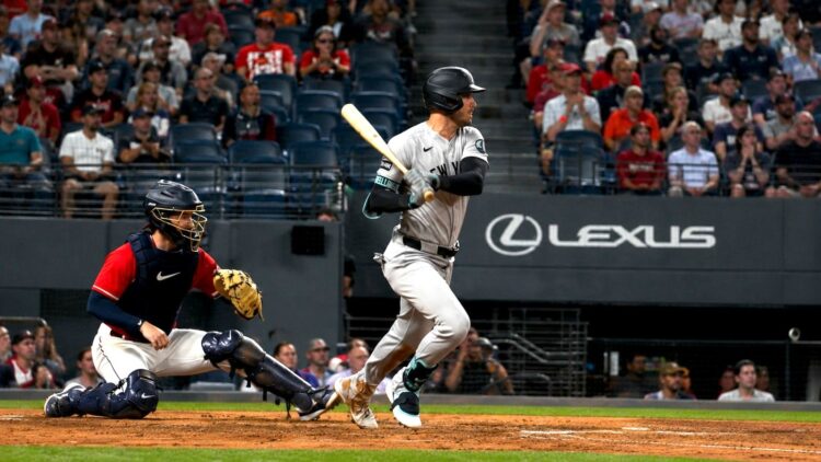 Cody Bellinger hits a two-run single in the 10th inning in the Yankees' 5-7 win over the Guardians in Cleveland, June 08, 2026.