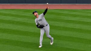 ‘That’s why he’s a Yankee’: Fans rave over Cody Bellinger’s game-saving cannon