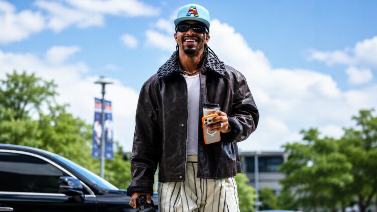 Sports talker Sal Licata floated the idea of the Yankees-Mets trade for shortstop Francisco Lindor ahead of 2026, Aug. 3, deadline.