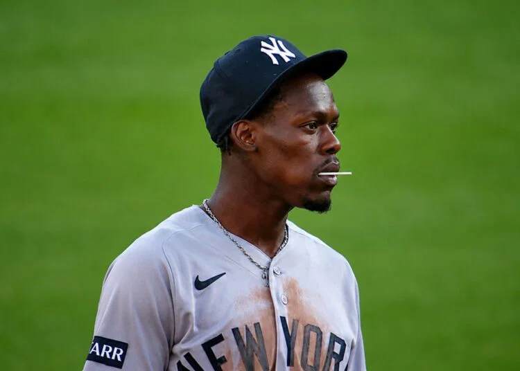 Jazz Chisholm is having a blow pop at the second base during the Yankees' 5-3 loss to the Tigers, Detroit, Jun 22, 2026.