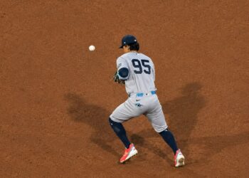 Oswaldo Cabrera made a defensive error in the Yankees' 5-4 loss to the Red Sox, Boston, Jun 28, 2026.