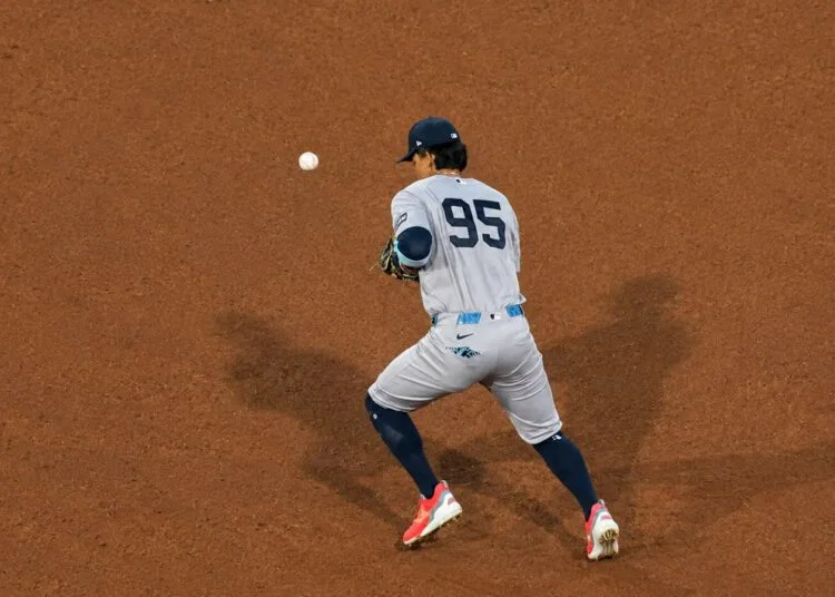 Oswaldo Cabrera made a defensive error in the Yankees' 5-4 loss to the Red Sox, Boston, Jun 28, 2026.