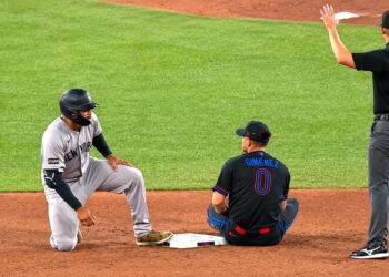 Trent Grisham reacts in pain after a run during the Yankees' 8-5 loss to the Blue Jays on June 12, 2026.