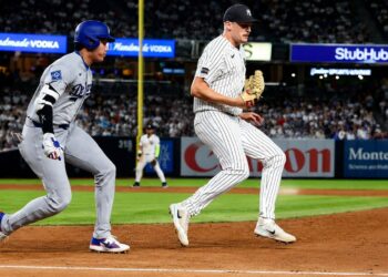 Brent Headrick ran out Ohtani as the Yankees beat the Dodgers 2-1 in New York, July 19, 2026.
