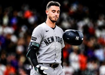 Cody Bellinger reacts after his mistake led to him thrown out at first base during the Yankees' 6-4 loss to the Rays in Tampa, July 7, 2026.