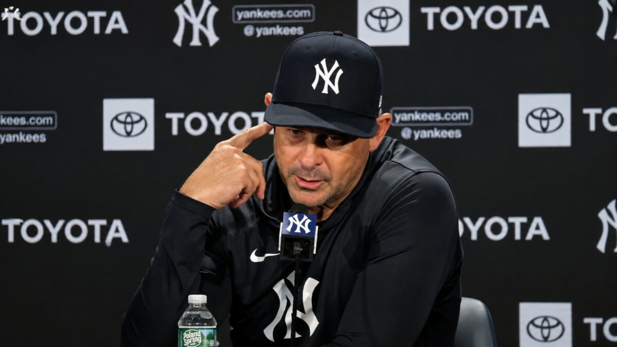 Aaron Boone updates on Fernando Cruz injury status after the Yankees' 9-3 win over the Astros, New York, August 27, 2026.