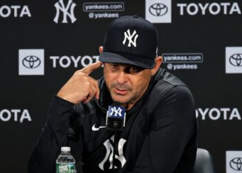 Aaron Boone updates on Fernando Cruz injury status after the Yankees' 9-3 win over the Astros, New York, August 27, 2026.