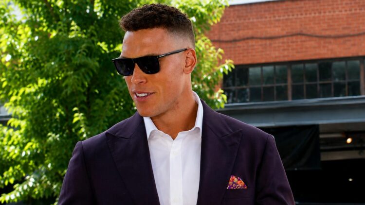 Yankees' Aaron Judge has joined Tom Brady's CardVault investor group as the sports collectibles chain targets more than 100 stores nationwide, Aug. 13, 2026.