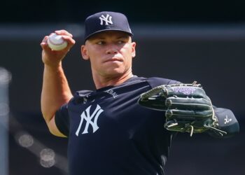 Aaron Judge throws prior to the Yankees' 8-3 win over the Blue Jays, New York, August 23, 2026.