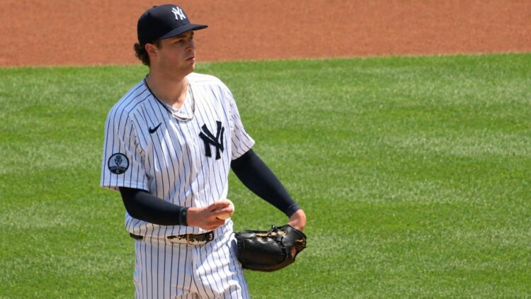 Cam Schlittler struck out 11 in 7 inning with 1 ER in the Yankees' 2-1 loss to the Braves, New York, August 9, 2026.