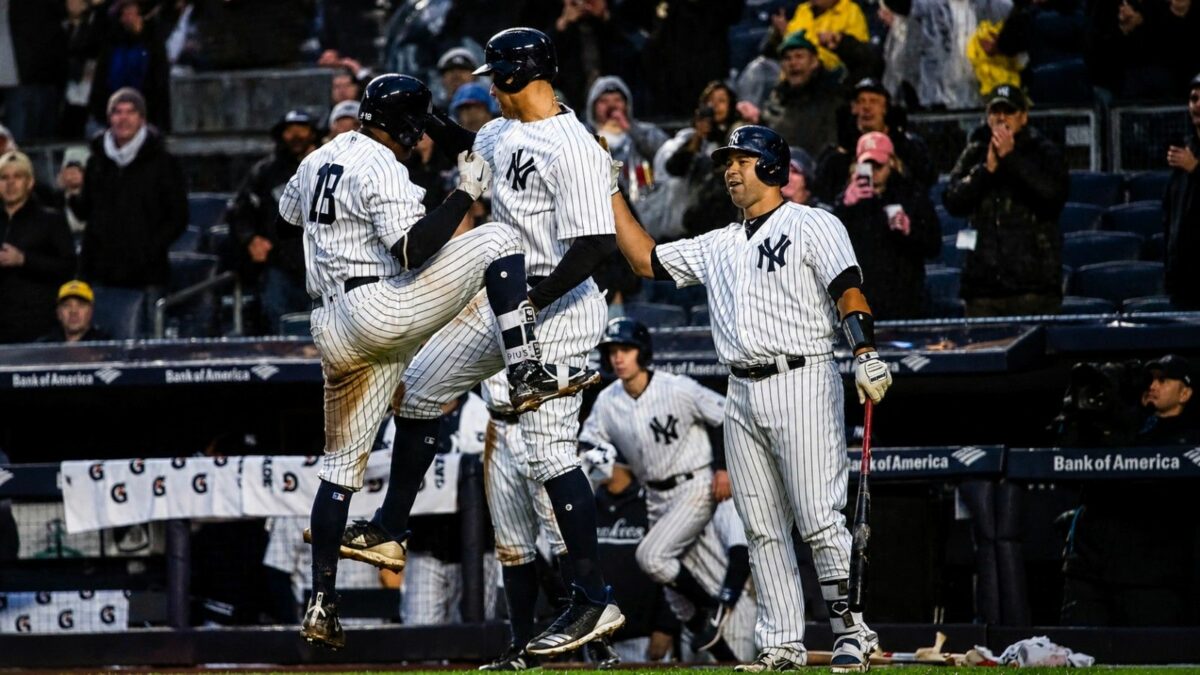 Didi Gregorius celebrated with Aaron Judge after his second homer in the Yankees’ 11-4 win over the Tampa Bay Rays, New York, April 3, 2018.
