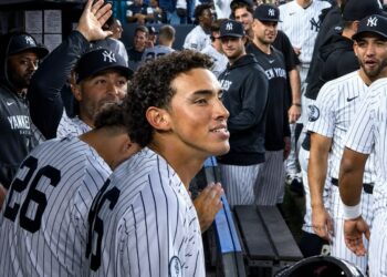 Top rookie George Lombard Jr. stole limelight in his MLB debut in 2-0 win over the Cardinals, New York, August 4, 2026.