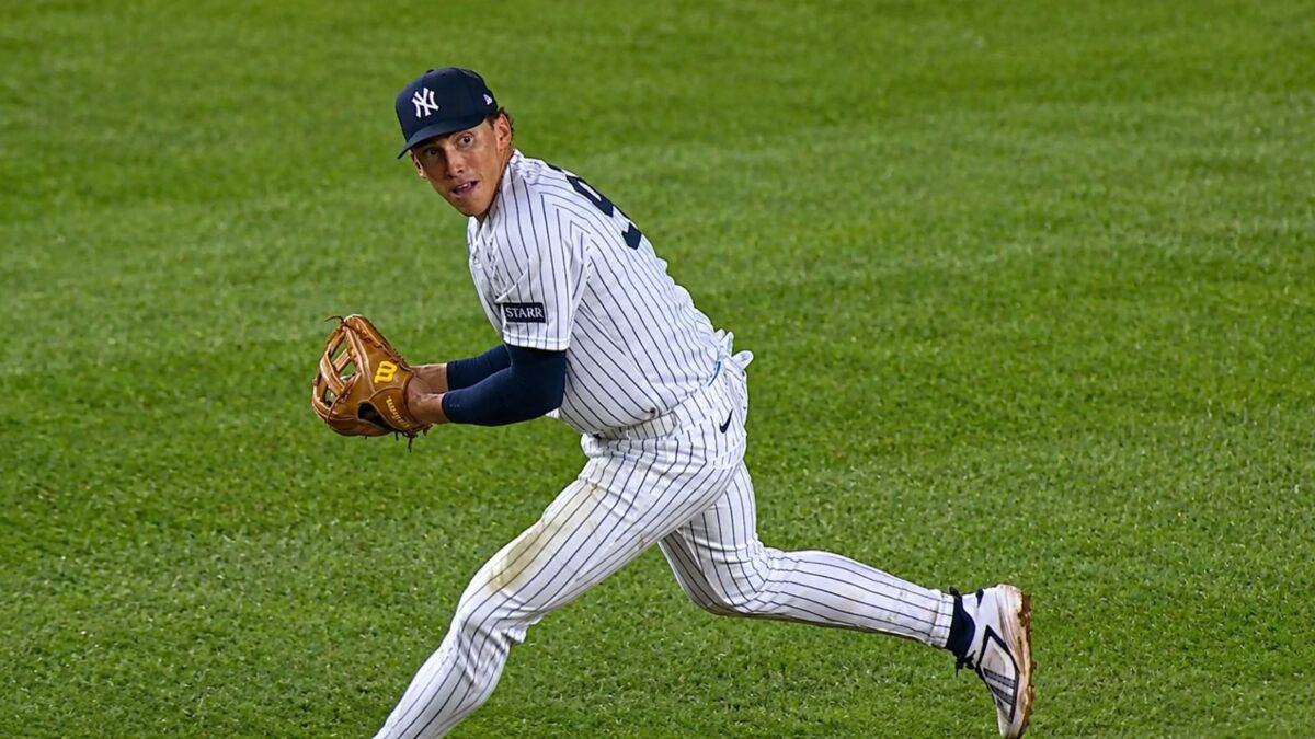 George Lombard Jr. is in action at shortstop during the Yankees' 3-2 walk-off win over the Braves, New York, August 7, 2026.