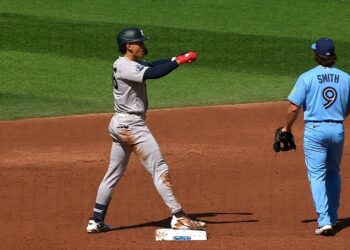 George Lombard Jr. gave the only run in the Yankees' 4-1 loss to the Blue Jays, Toronto, August 15, 2026.