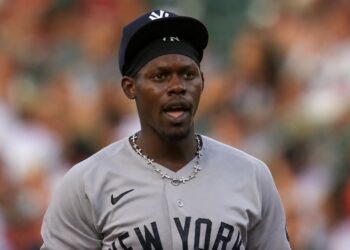 Jazz Chisholm shouts at umpire blaming him after a defensive error in the Yankees' 3-1 win over the Orioles, Baltimore, August 19, 2026.