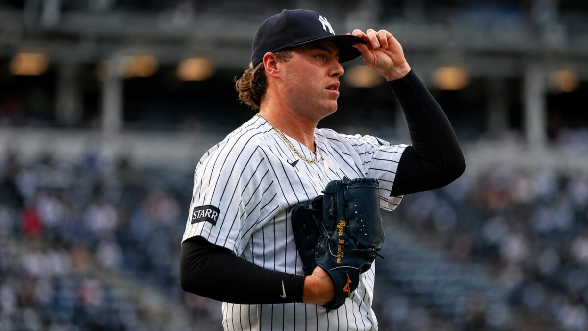 Ryan Weathers pitched 5 ²/₃ innings with 1 ER in the Yankees' 4-1 win over the Mariners, New York, August 11, 2026.