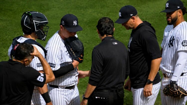 Ryan Weathers exited the game in the fourth with forearm injury in the Yankees' 4-3 loss to the Blue Jays, New York, August 22, 2026.