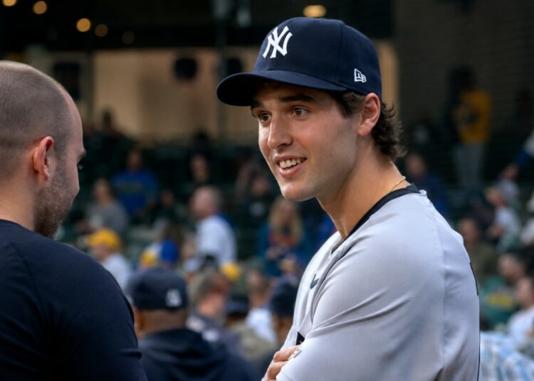 Spencer Jones hit his second back-to-back home run against a lefty in the Yankees' 5-2 loss to the Cubs at Wrigley Field, Chicago, August 1, 2026.