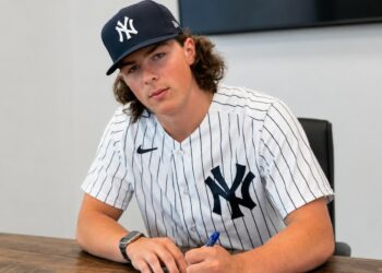 Yankees promoted pitching prospect Xavier Rivas to Triple-A on Aug. 11, 2026.