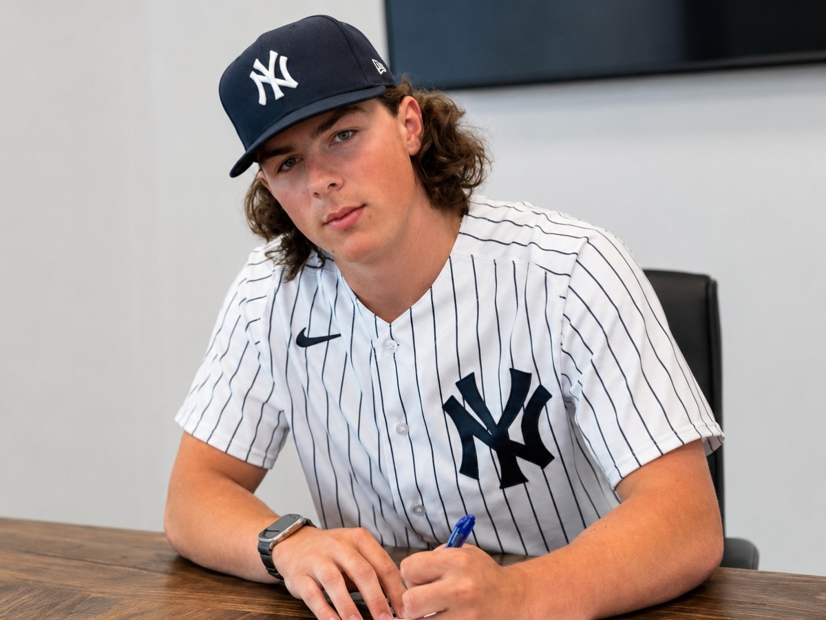Yankees promoted pitching prospect Xavier Rivas to Triple-A on Aug. 11, 2026.