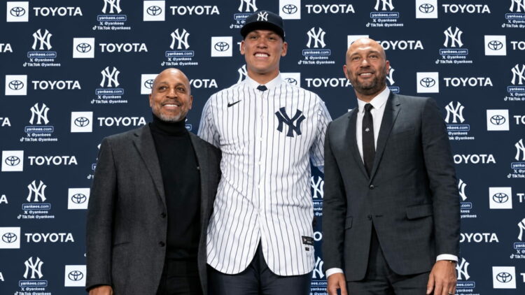 Yankees legend Willie Randolph is with Aaron Judge and Derek Jeter in 2022.