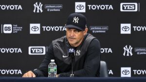 Yankees’ 12-2 Mets disaster raises uncomfortable question about manager Boone’s choice