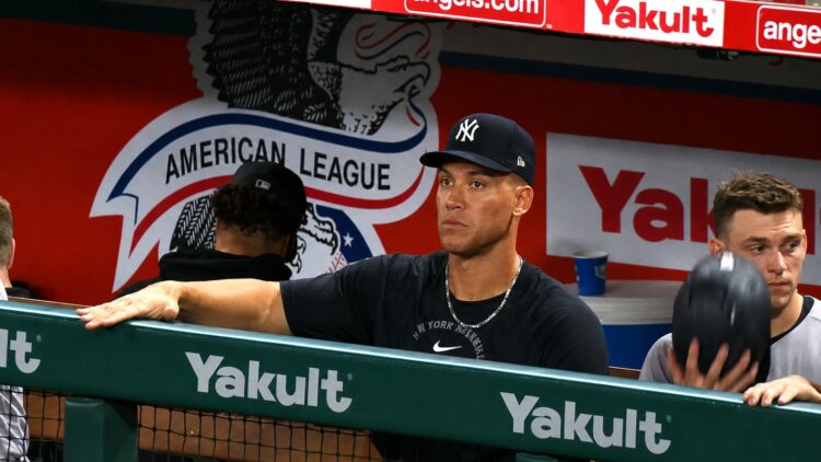 Aaron Judge reacts to Caballero's error during the Yankees' 1o-1 loss to the Angels, Anaheim, August 31, 2026.