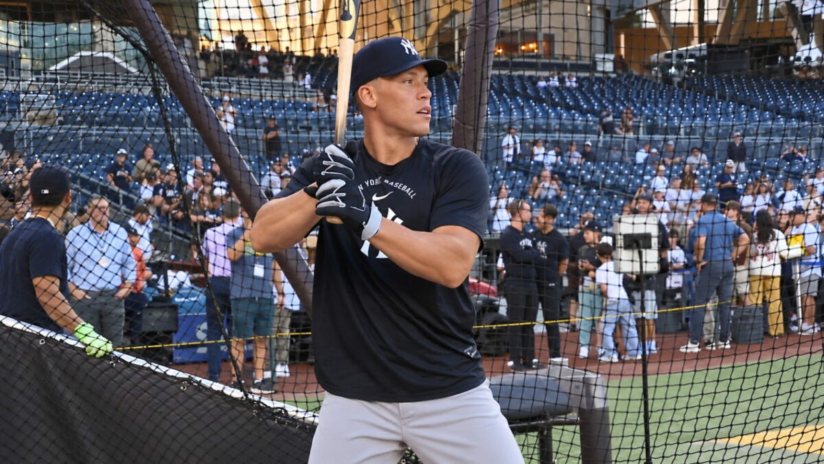 Aaron Judge takes batting practice prior to the Yankees-Padres game, San Diego, September 4, 2026.