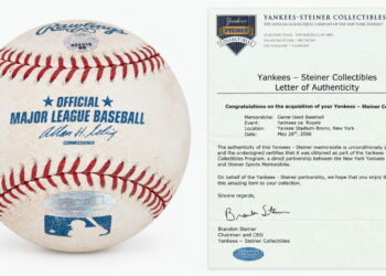 derek-jeter-2,000th-hit baseball-new-york-yankees