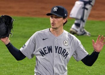 Max Fried pitched 7 inning with 1 Er in the Yankees' 8-1 win over the Twins, Minnesota, September 15, 2026.