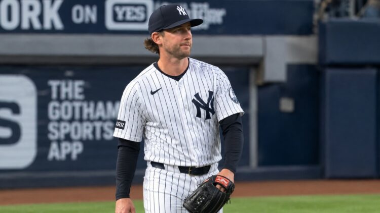 Ryan McMahon reacts after an error in the fifth during the Yankees' 6-1 loss to the Rays, New York, September 22, 2026.