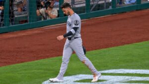Cody Bellinger comete un error poco habitual que los aficionados de los Yankees no pueden pasar por alto en octubre