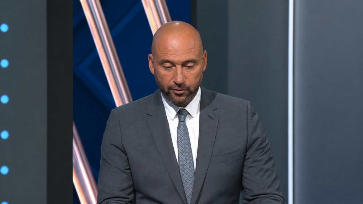 Derek Jeter takes part in Fox Sports analysis of the Yankees' 4-3 ALDS loss to the Rays in New York, October 7, 2026.