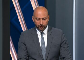 Derek Jeter takes part in Fox Sports analysis of the Yankees' 4-3 ALDS loss to the Rays in New York, October 7, 2026.