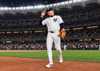 George Lombard Jr. salute the crowd after the Yankees' 9-2 rout of the Red Sox at Yankee Stadium, New York, September 30, 2026.