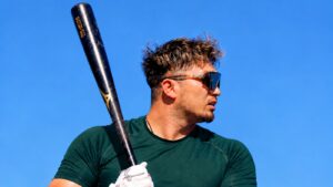 Yankees, Red Sox could fight for 26-HR bat this offseason with looming Aaron Judge factor