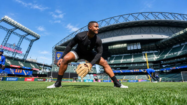 The Marlins are open to trade offers for 2B Xavier Edwards and the Yankees have a second base vacancy heading into the 2027 season.